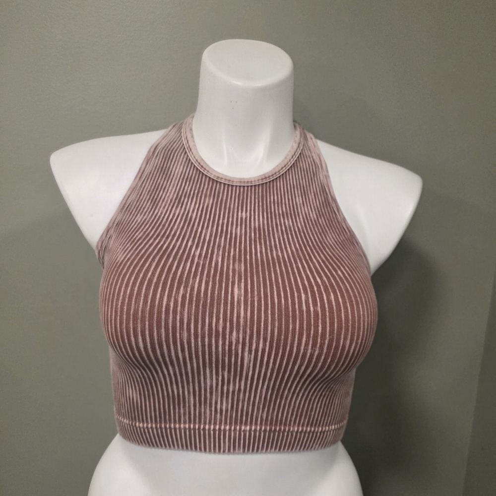 Zenana Outfitters Ribbed Crop Top